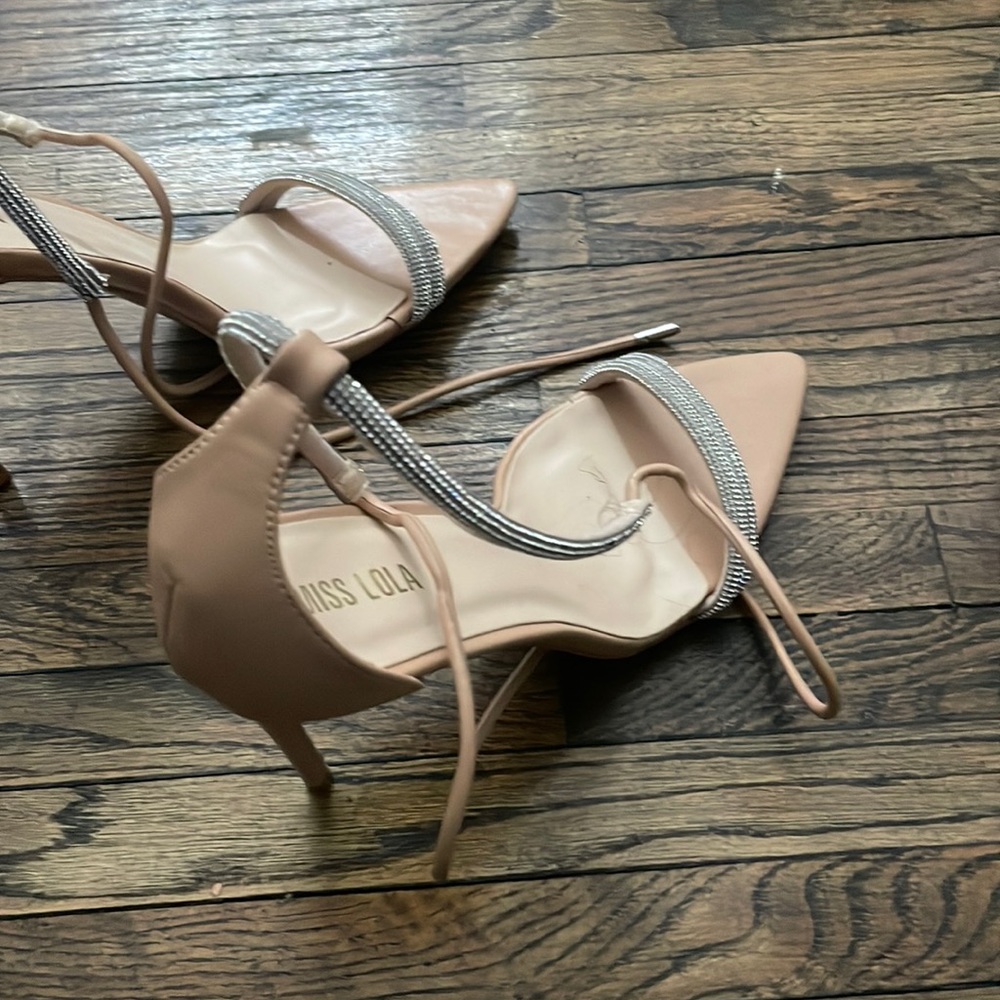 Selling my heels only worn once very new
